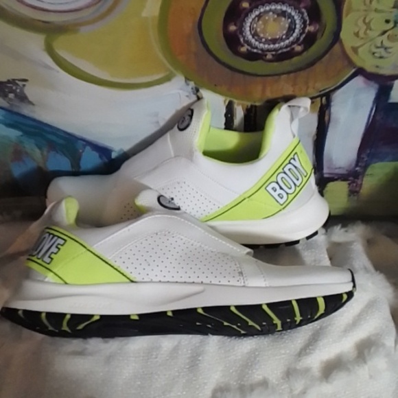 Body Glove Fioranoo slip-on sneaker - Picture 8 of 8